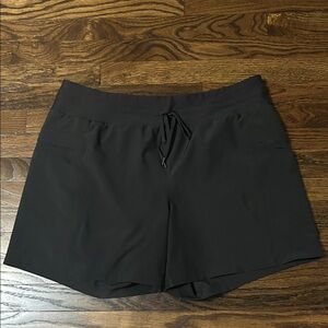 Calia Midrise Truelight Bermuda Shorts